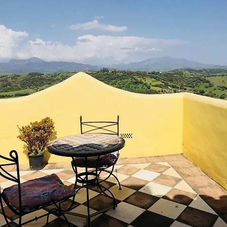 Casa Henrietta 2* خيمينا دي لا فرونتيرا