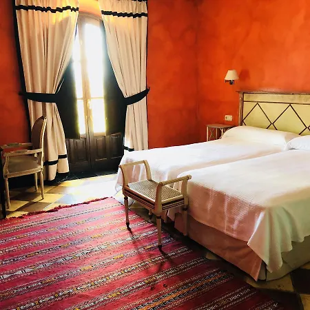 Casa Henrietta بيت ضيافة