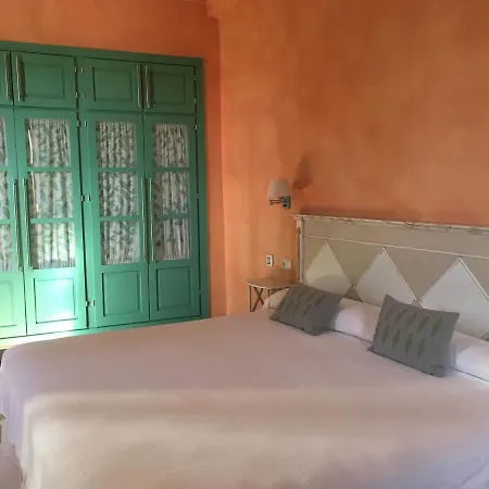Casa Henrietta Pensión 2*